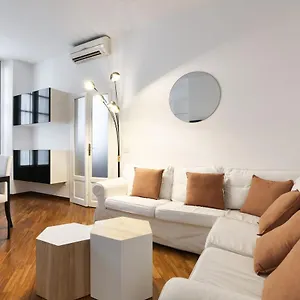 Charming San Babila Apt. Appartement